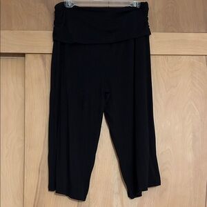 Hang Ten Black Women's Capris